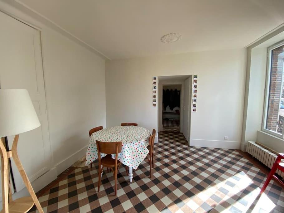 Maison Leocha Sablons-sur-Huisne Экстерьер фото