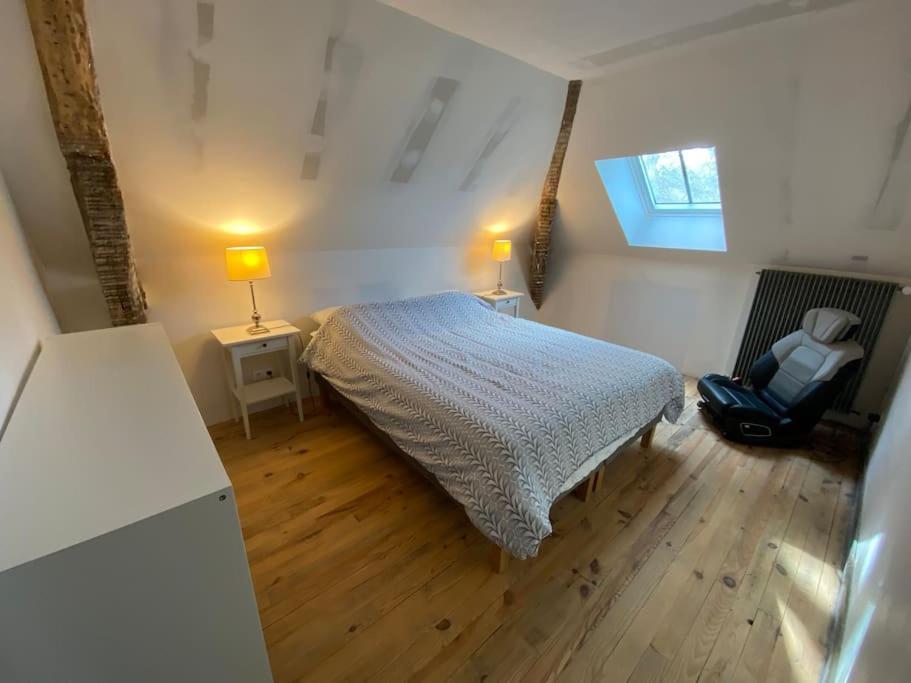 Maison Leocha Sablons-sur-Huisne Экстерьер фото